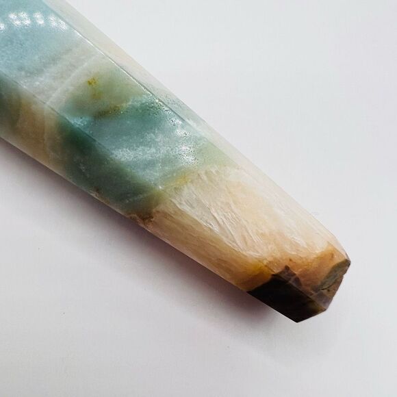 Caribbean Calcite Crystal Meditation Wand (10) - Picture 3 of 11